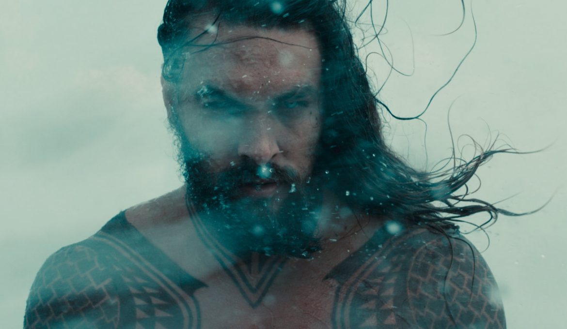 Jason Momoa kot Aquaman v Ligi pravičnih.